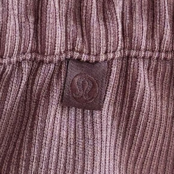 lululemon Espresso Ribbed Softstreme High-Rise Pant 32.5" size 4 - Picture 14 of 16